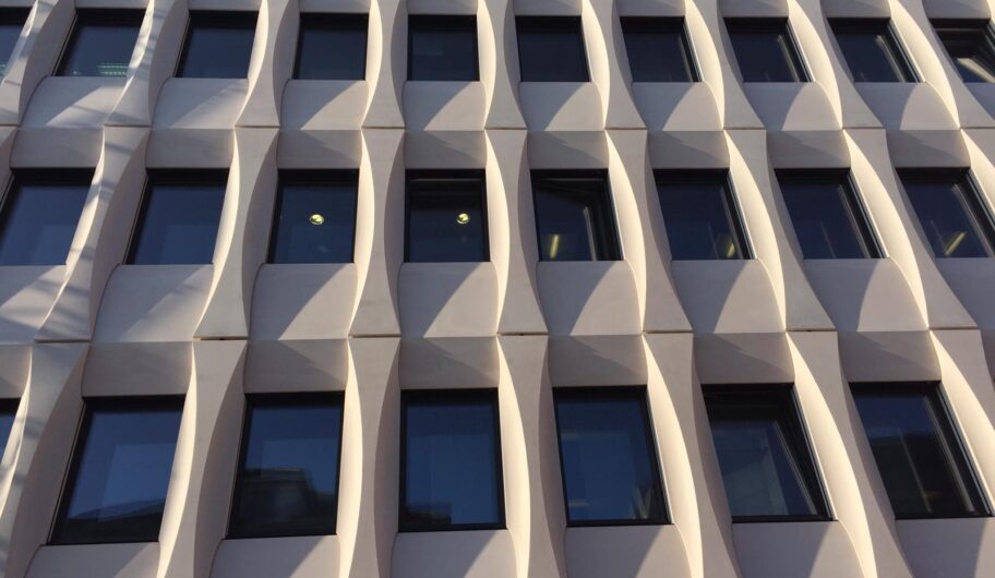 F10 Westbahnhof, Detail